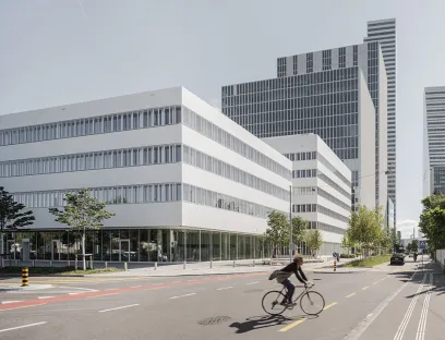 Roche Pharmaforschungs- und Entwicklungszentrum „pRED" in Basel