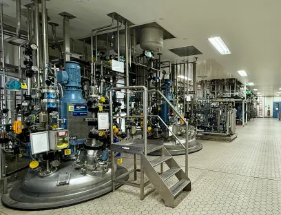 Auf der CPHI Frankfurt 2025 (28.-30. Oktober, Messe Frankfurt) präsentiert Saltigo Lösungen, mit denen Pharmaunternehmen ihre Lieferketten durch gezieltes Reshoring stärken, regulatorische Risiken minimieren und nachhaltiger produzieren können, Bild: Lanxess Resiliente Lieferketten: Auf der CPHI Frankfurt 2025 präsentiert Saltigo Lösungen, mit denen Pharmaunternehmen ihre Lieferketten durch gezieltes Reshoring stärken, regulatorische Risiken minimieren und nachhaltiger produzieren können.